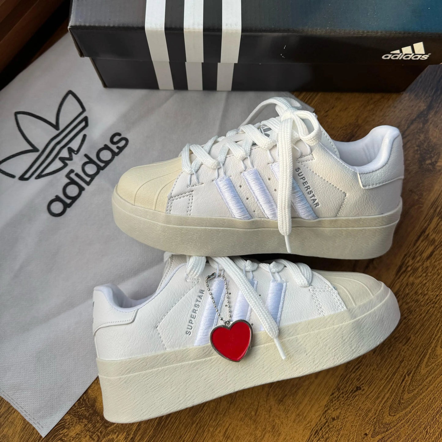 TÊNIS FEMININO BONECA